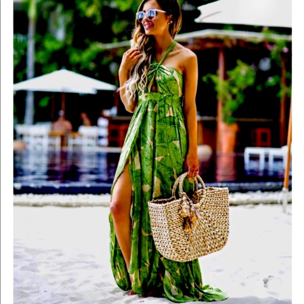 Kimchi Blue Deveraux Cutout Twist Maxi Dress